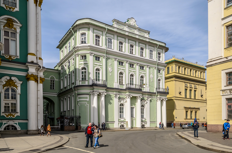 Малый Эрмитаж)